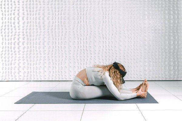 How Can Virtual Reality Tech Improve Tactical Decision-Making in Hockey Goalies?